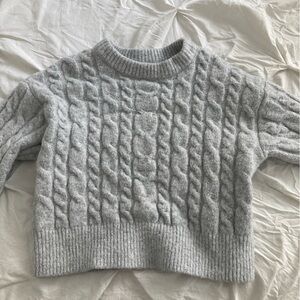 Grey Pullover cropped